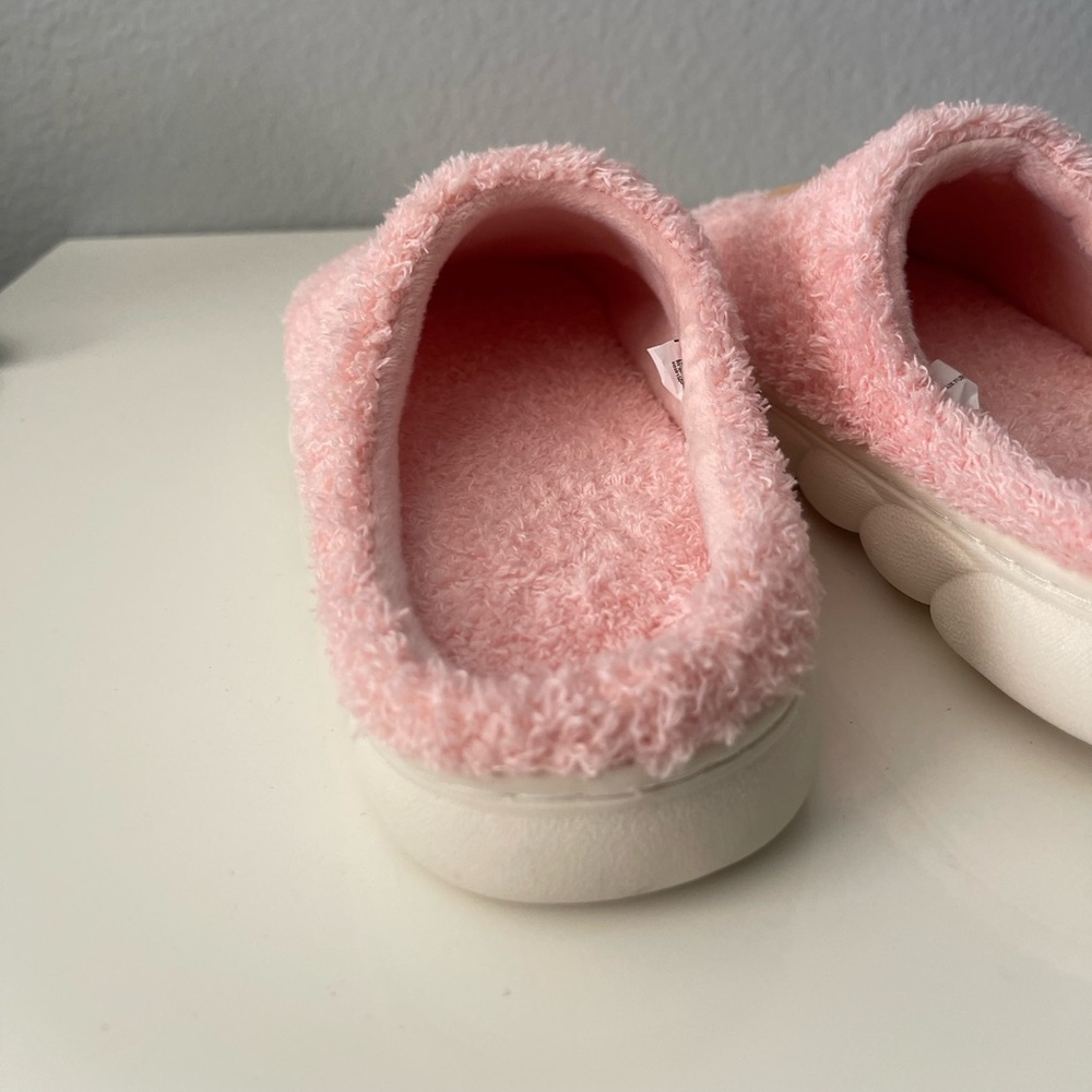 Womens Pink Teddy Fuzzy Slippers - Picture 5 of 7